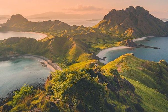 1 Day Komodo Trip By Share Fast Boat - Padar Island: the morning climb worth waking for