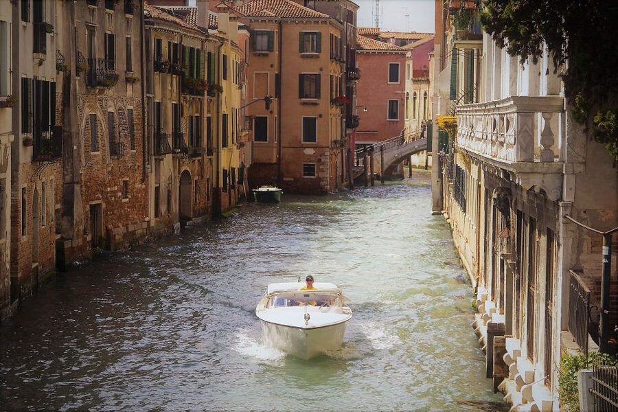 1-Hour Motor Boat Ride on Grand Canal - Is $265 per person fair value?