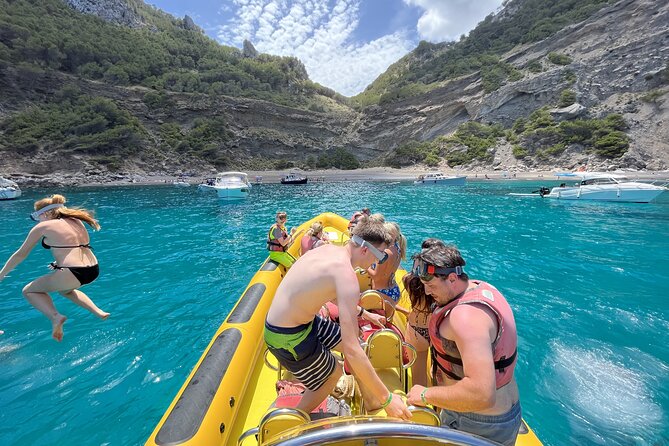 1 Hour of Adrenaline and Speedboat adventure in Alcúdia - Alcúdia by speedboat, not by resort promenade