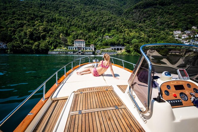 1H Private Cruise on a beautiful wooden speedboat on Lake Como - Key points to know before you book
