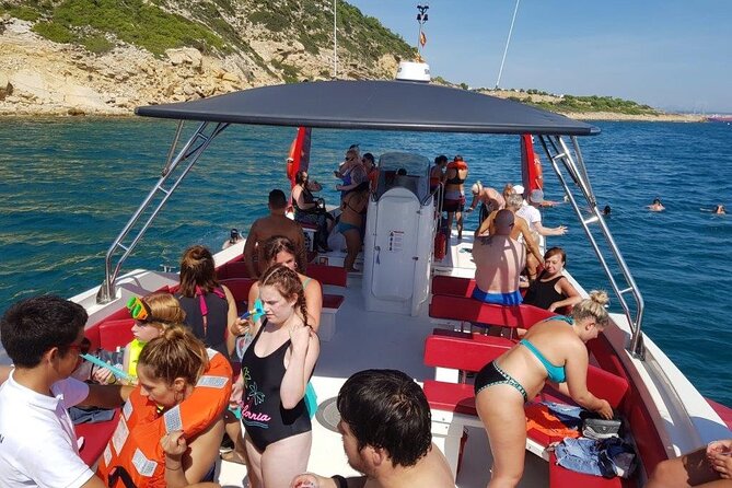 2-Hour Speedboat Experience from Salou - The Costa Daurada from the water