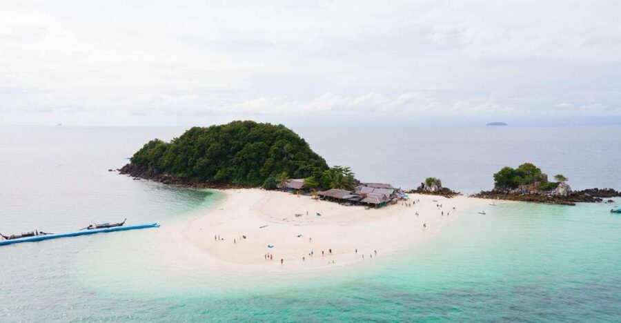 3 Khai Trip Khai Nok , Khai Nai , Khai Nui By speedboat - Khai Nok: White Sand and Time by the Water