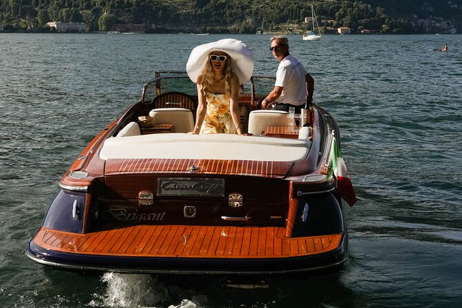 4 hours Boat Tour with luxury motorboat at Lake Como - Laglio and the Villa Oleandra photo stop