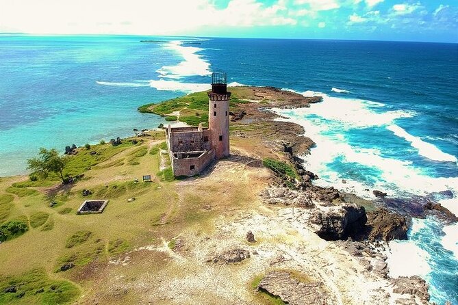 5 Islands Private Speedboat with Snorkeling Lunch and Drinks - Ile du Phare brings the colonial past into view