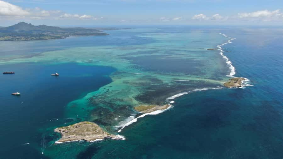 5 Islands Speedboat w/Snorkeling Sea Turtle + Lunch & Drinks - Blue Bay Marine Park and the snorkeling session