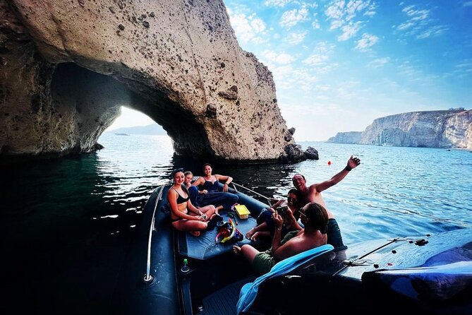 7-Hour Private Speedboat Tour in Antiparos - Swimming, snorkeling, caves, and cliff jumping