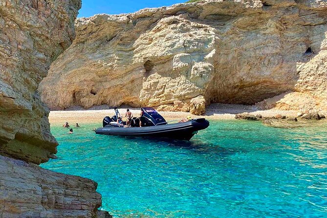 7-Hour Private Speedboat Tour in Antiparos - Who will enjoy this most