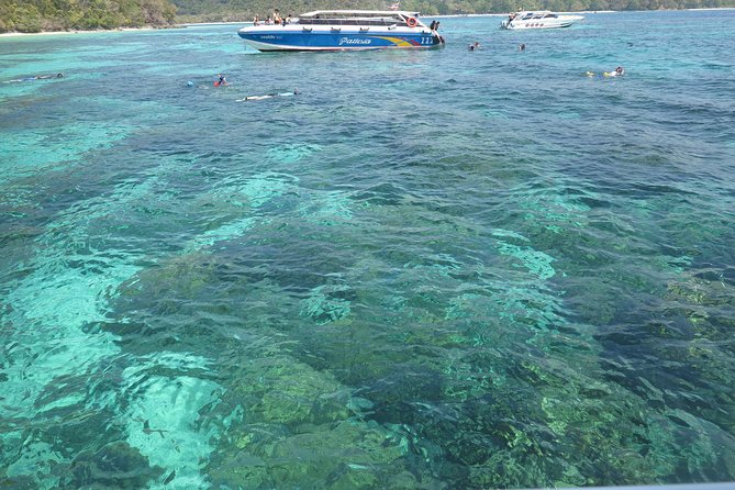 A full Day Haa & Rok islands from Koh Lanta( By Speed Boat) - What the crew adds to the day