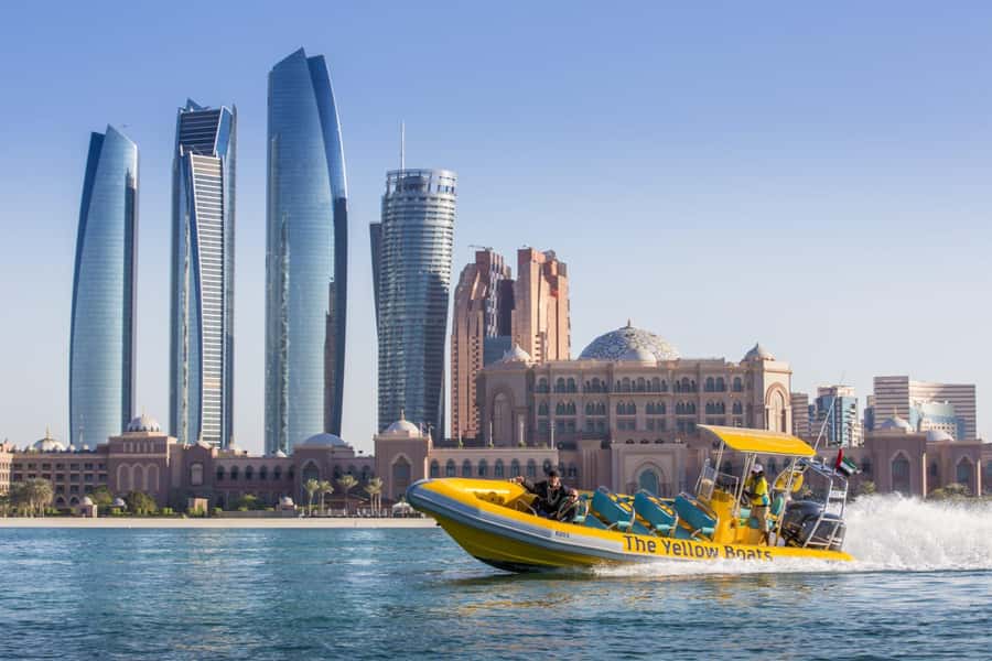 Abu Dhabi: 60-Minute Corniche Speed Boat Sightseeing Tour - Why Abu Dhabi looks better from the water