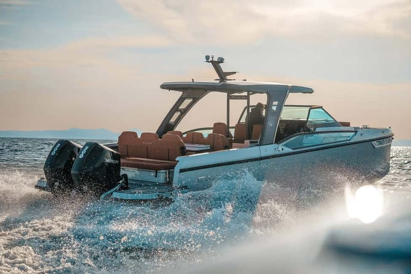 Adamantas: Speedboat Day Trip with Snorkel, Meals & Open Bar - Why Milos makes sense from a speedboat
