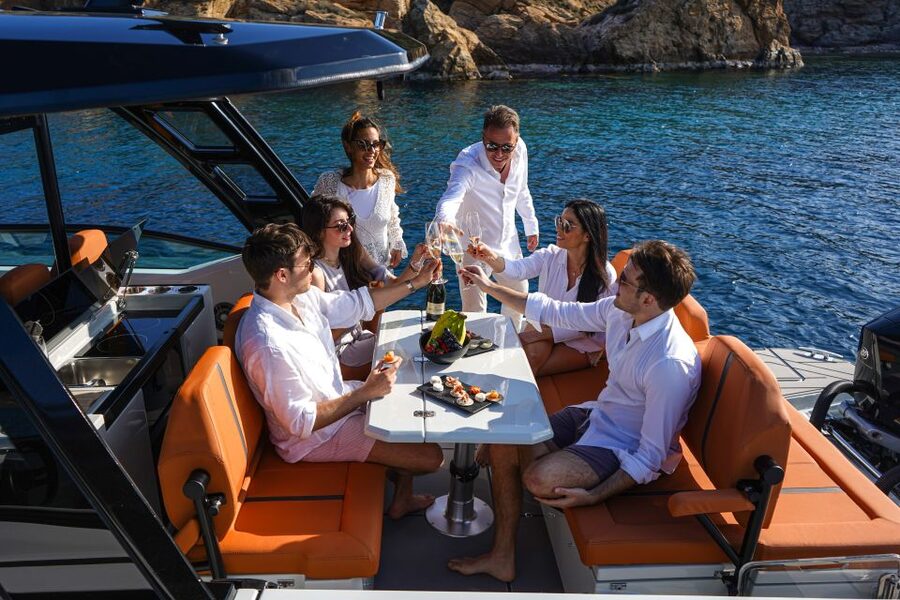 Adamantas: Speedboat Day Trip with Snorkel, Meals & Open Bar - Kleftiko Cove, the main highlight