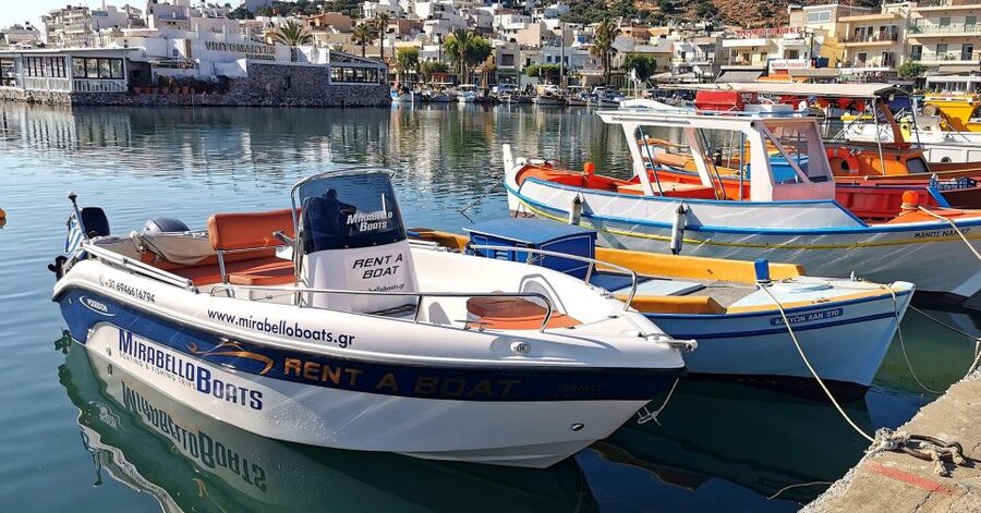 Agios Nikolaos: Motorboat or Speedboat Rental - Elounda from the Water