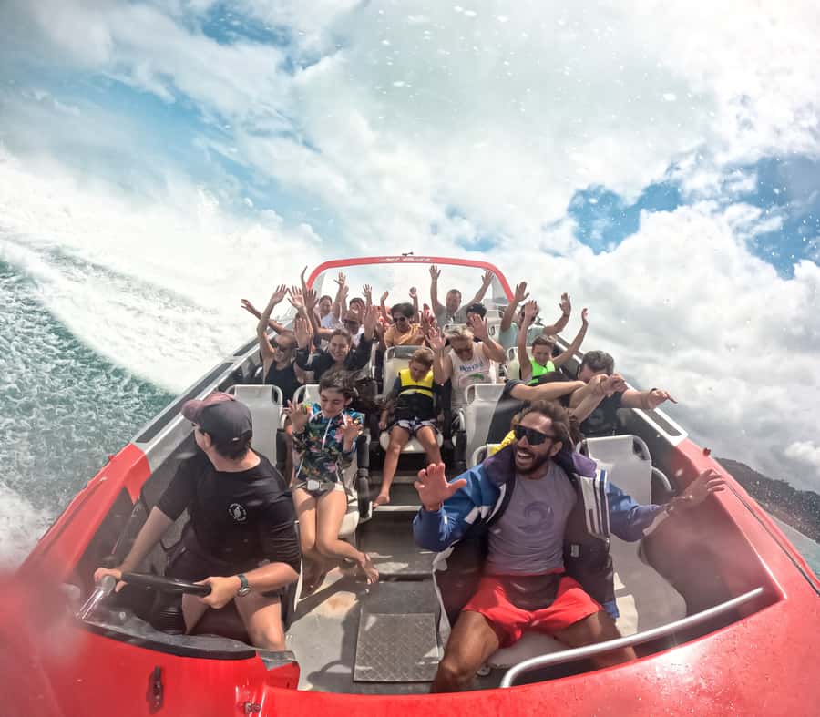 Airlie Beach: 30-Minute Jet Boat Ride - Starting at the floating office