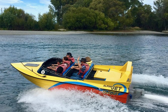 Akaroa Shore Excursion: Christchurch City Tour and Jet Boating - Who should book this Akaroa excursion?
