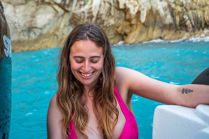 Alcudia: 3-hour Speedboat Adventure with Snorkel - The crew and Miguel’s role