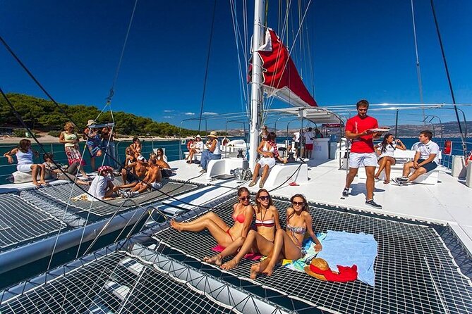 All inclusive SPEEDBOAT FULL DAY to ILE AUX CERF & GRSE WATERFALL - Leaving your resort for Trou d’Eau Douce