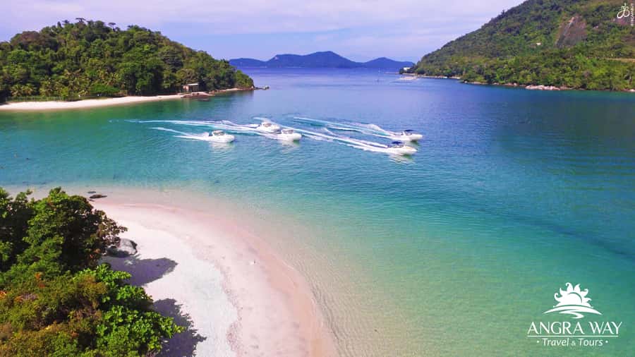 Angra dos Reis: Super Lagoa Azul Speedboat Tour - Who will enjoy this trip most