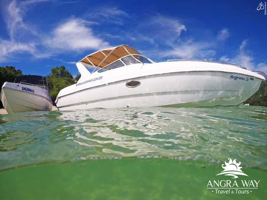 Angra dos Reis: Super Lagoa Azul Speedboat Tour - Starting at Santa Luzia at 11:00 a.m.