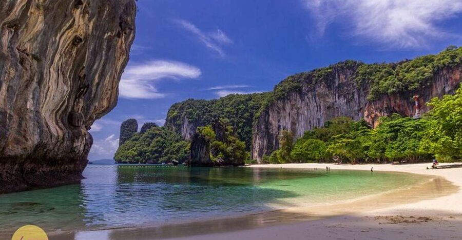 Ao Nang: Hong Islands Tour by Speedboat or Longtail Boat - The 360-degree viewpoint is worth the effort