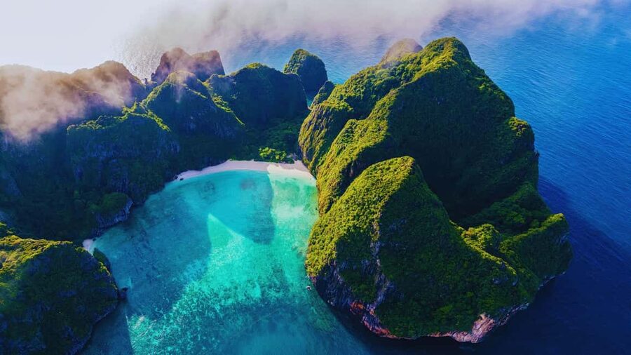 Ao Nang: Phi Phi Islands Speedboat or Catamaran Tour One day - Pileh Lagoon offers a calmer water stop