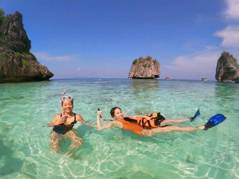 Ao Nang: Premium 4 Islands Snorkeling Tour by Speedboat - Phra Nang Cave Beach and its limestone cliffs