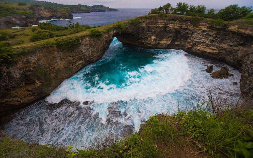 Bali: Nusa Penida: Snorkeling, West trip, lunch & speed boat - Broken Beach and its natural arch