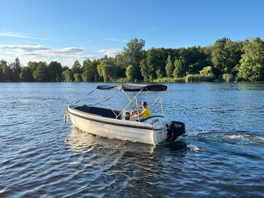 Berlin: Wonderful days renting the motorboat tortola - Assessing the $108 group price
