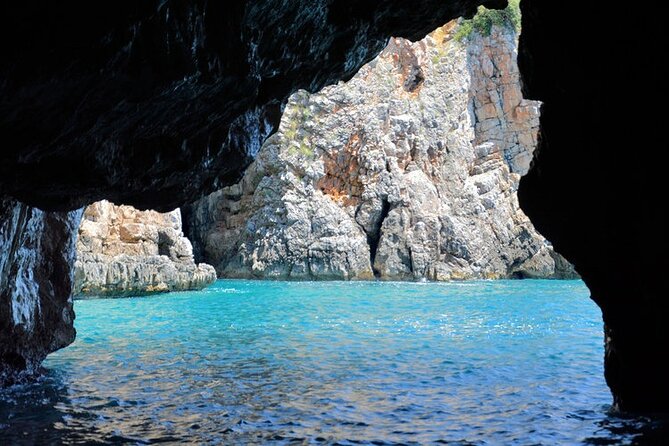 Blue Cave 3 hours GROUP tour with modern speedboat - What to bring for a better outing