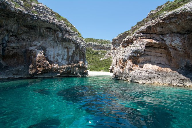 Blue Cave and Hvar 5 Islands speedboat tour | from Split&Trogir - Stiniva Cove and a short coastal pause
