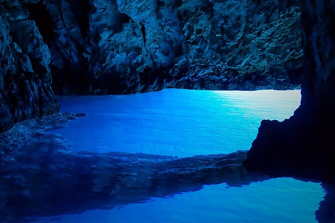 Blue Cave, Hvar Island & Paklenjaci Speedboat Tour from Split - Key points to know before you book