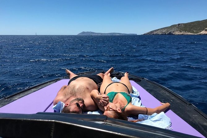 Blue cave tour with speed boat from town Hvar - Key points at a glance