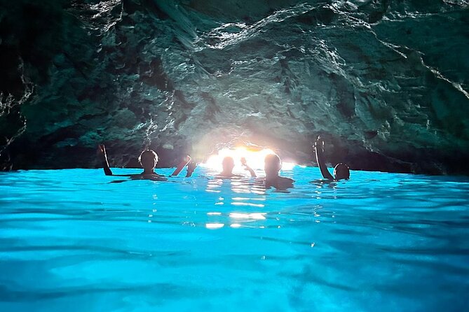 Blue & Green cave,Šunj beach - with drinks small group speedboat - Blue Cave color, Green Cave swimming