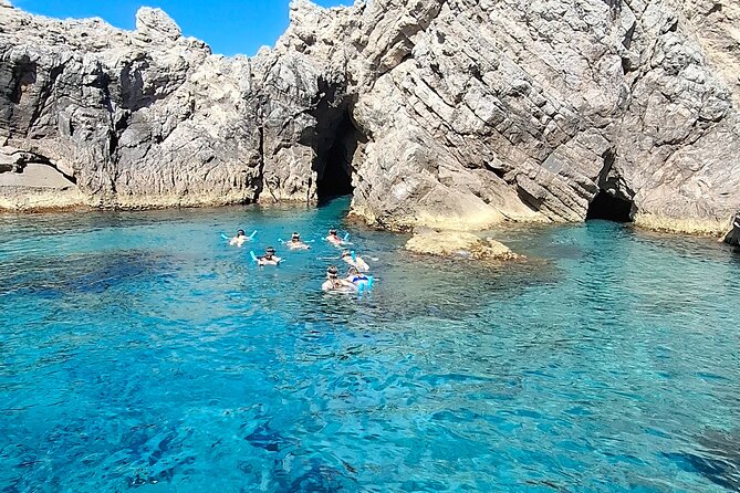 Blue & Green cave,Šunj beach - with drinks small group speedboat - Is $78.64 good value?