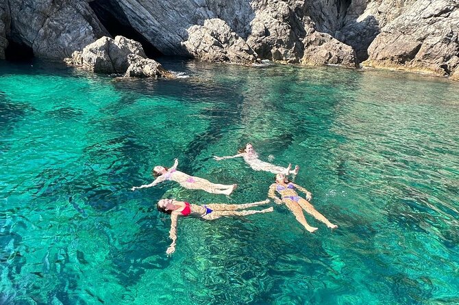 Blue & Green cave,Šunj beach - with drinks small group speedboat - Šunj Beach gives the trip a slower second act