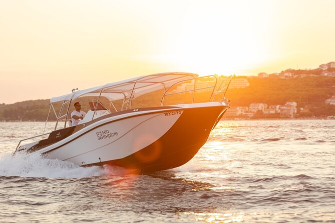 Blue Lagoon and 3 Islands Half Day Tour by Speed Boat - Trogir - Starting beside Kamerlengo Fortress