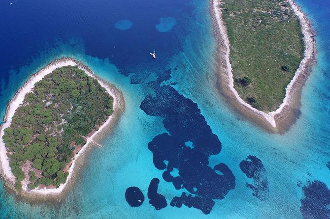 Blue Lagoon and Trogir Half-Day Speedboat Tour from Split - The speedboat ride from Split