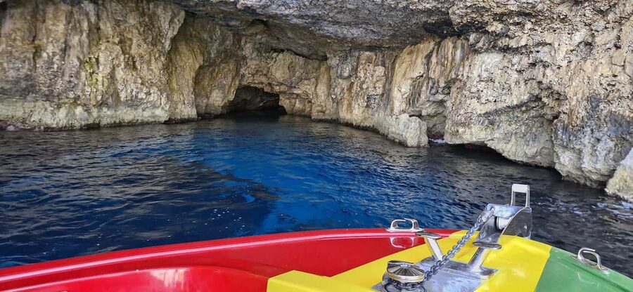Blue Lagoon: Comino & Crystal Lagoon Private Speedboat Malta - Blue Lagoon: the famous first stop