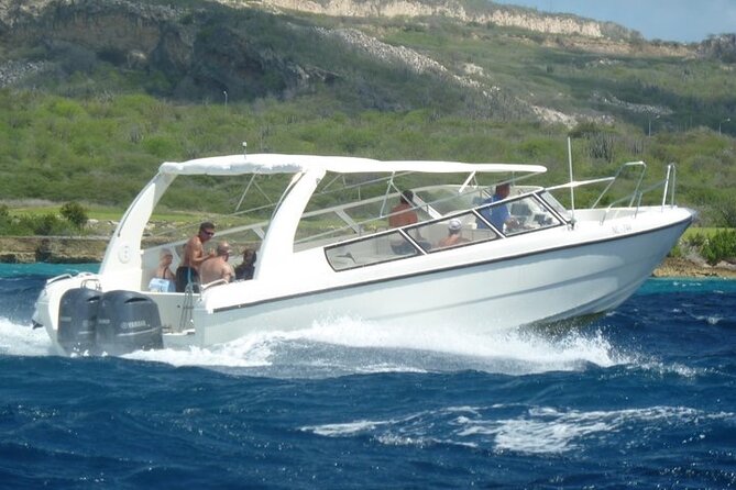 Blue Room and Beach Tour Curacao by Speedboat - The ride from Caracas Bay along Curacao’s coast