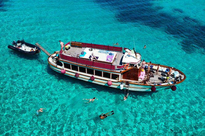 Boat Tour to Caprera and La Maddalena Archipelago - Two hours at Cala Connari