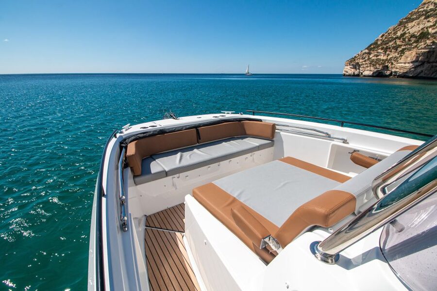 Cagliari: Luxury Motorboat Tour with 3 Swim Stops & Wine - The Devil’s Saddle swim stop
