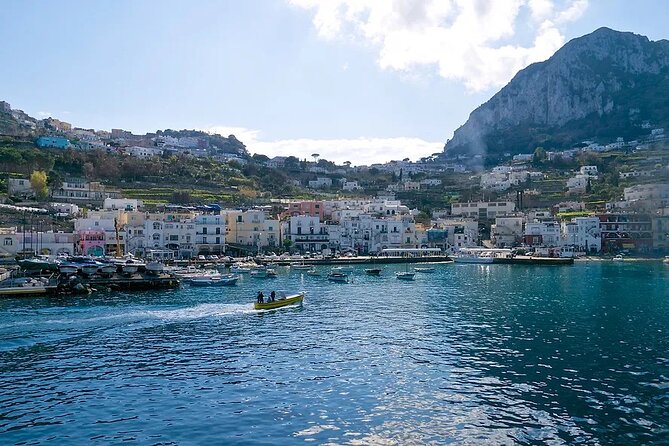 Capri Private Tour from Positano - Motorboat 28ft - Seeing Capri from the water