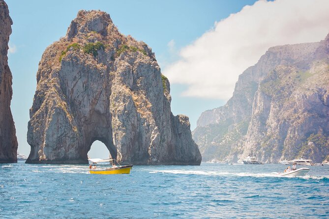 Capri Private Tour from Positano - Motorboat 28ft - Leaving Positano for the Amalfi Coast