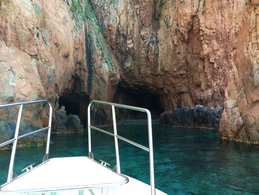 Cargèse: Calanques of Piana Capo Rosso Semi-Rigid Boat Tour - First sight: the renovated Umigna Genovese Tower