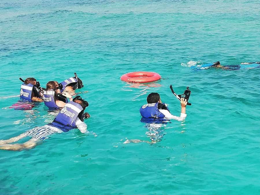 Cartagena: All-Inclusive Rosario Islands Speedboat Tour - What the $85 price really buys you