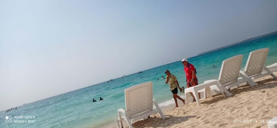 Cartagena: All-Inclusive Rosario Islands Speedboat Tour - Lunch and beach time at Playa Tranquila