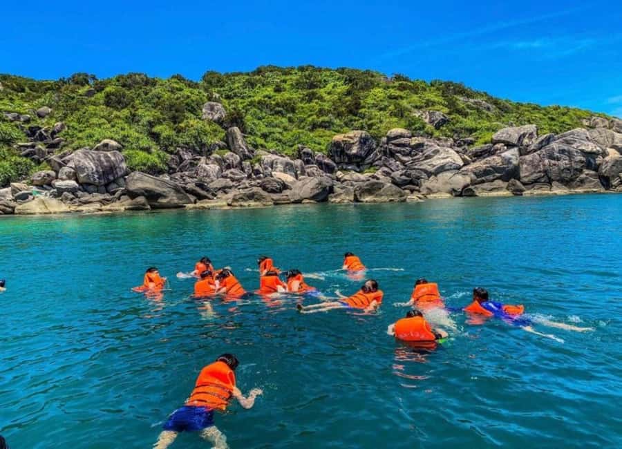 Cham Island: 1-Day Speedboat Trip with Snorkeling and Lunch - Leaving Hoi An between 8 and 9 in the morning