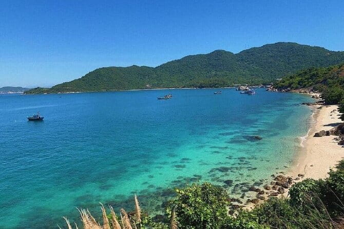 Cham Islands Snorkeling Trip by Speedboat from Hoi An/DaNang - The speedboat ride to Cu Lao Cham