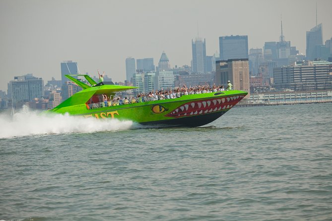Circle Line: NYC BEAST Speedboat Ride - A 45 mph blast from Pier 83