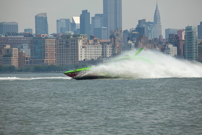 Circle Line: NYC BEAST Speedboat Ride - The crew makes the short ride work