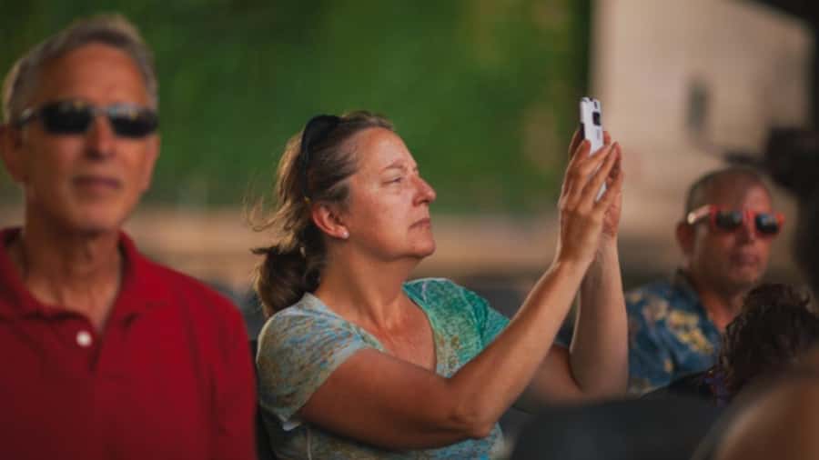 City Cruises Chicago: Seadog Speedboat Lake Firework Cruise - The cash bar and onboard comfort